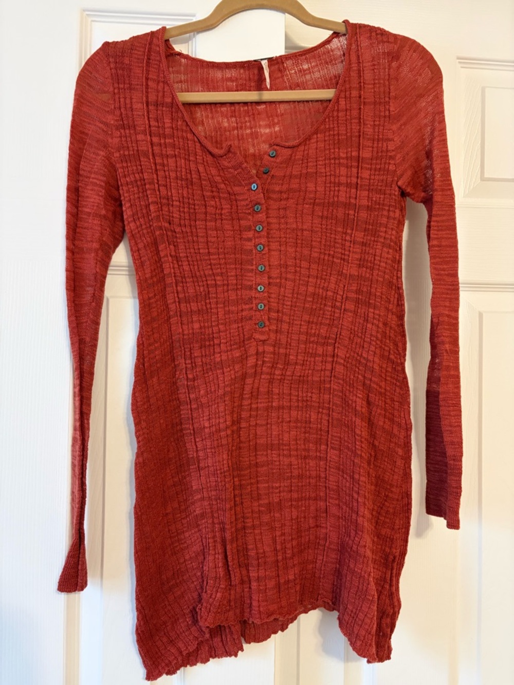 Free People Long-Sleeve Henley Dress in Rust xs tp